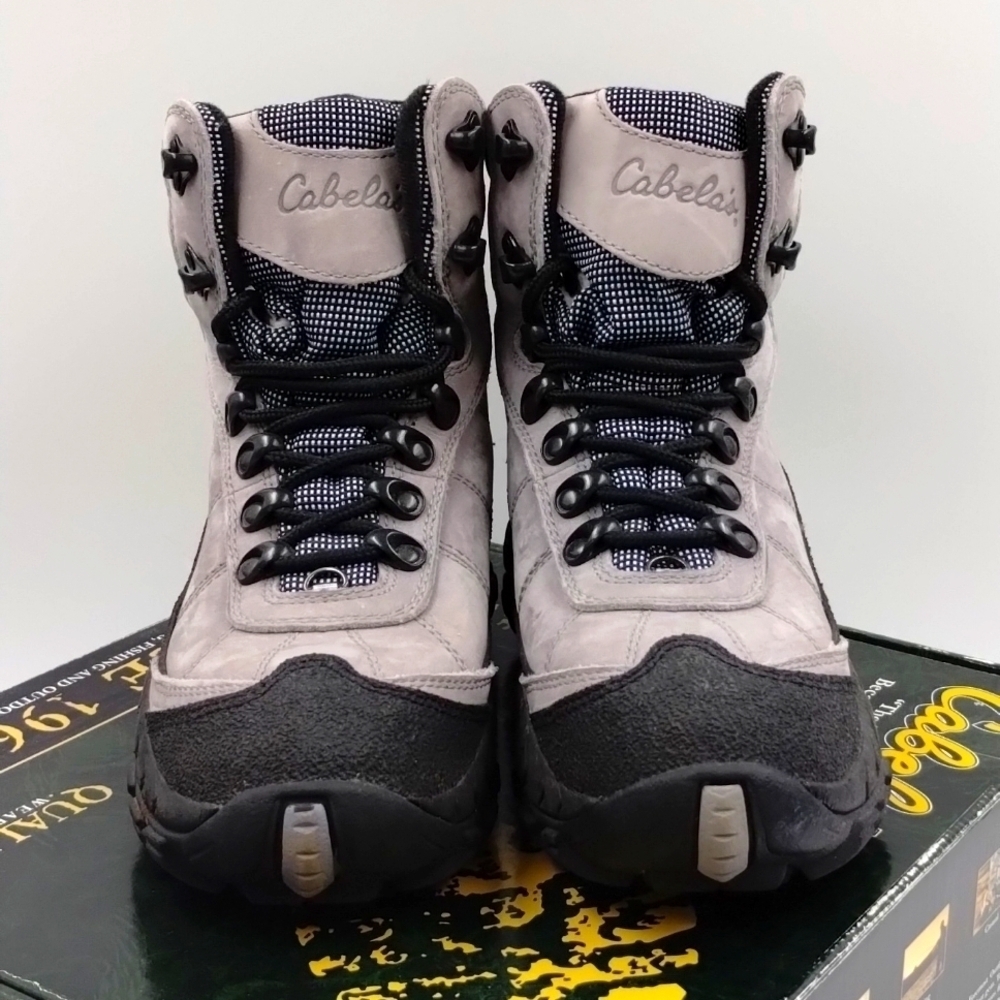Cabela's women's avalanche II winter boot size 7 gray  denim medium sherpa